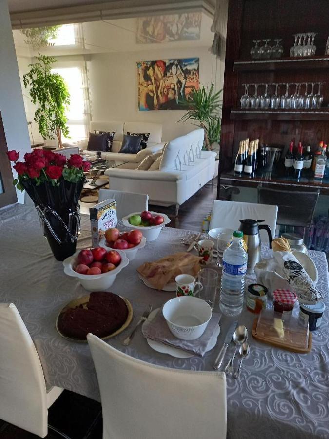 Parisian Sparkle Retreat Neuilly-sur-Seine ภายนอก รูปภาพ